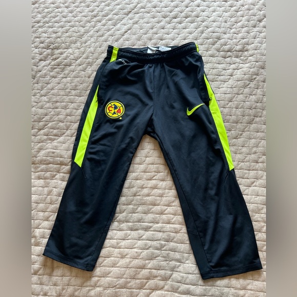 Club América Nike Dri-Fit Youth S Joggers - Picture 1 of 10